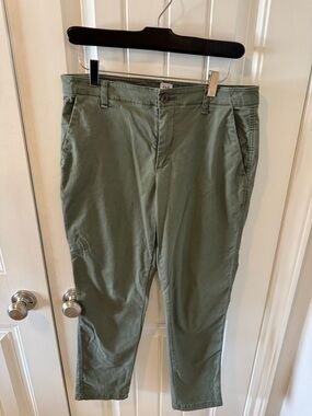 GAP Olive Utility Crop Pants